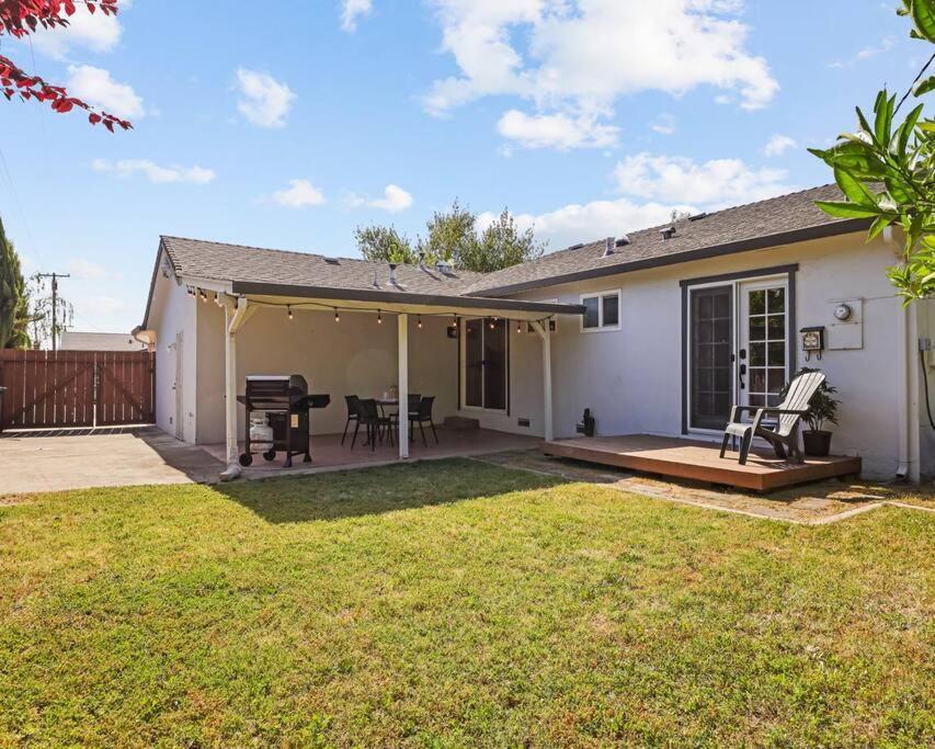 Trinity Escape Entire Home Near Lodi Lake Εξωτερικό φωτογραφία
